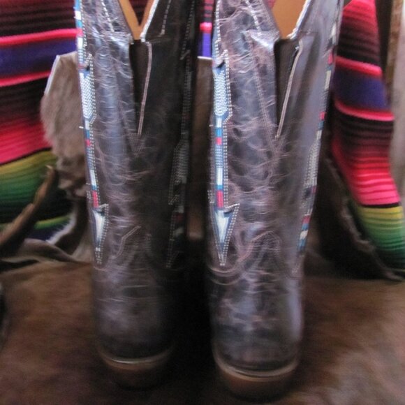 HOST PICK Roper  Brand New  Embroidered Arrow Boots With Aztec Pattern - Picture 6 of 16